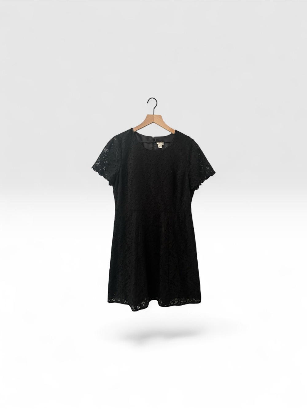 Women’s J. Crew Eyelet Short-Sleeve Dress - Picture 6 of 6